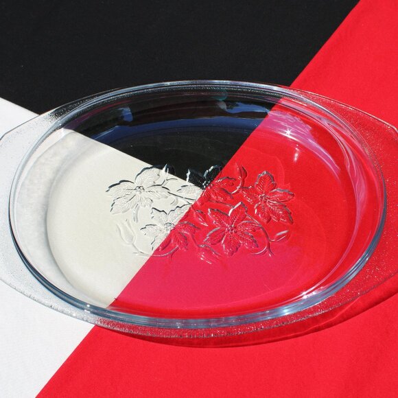 3Qt. Oval Casserole Lid - Picture 1 of 6